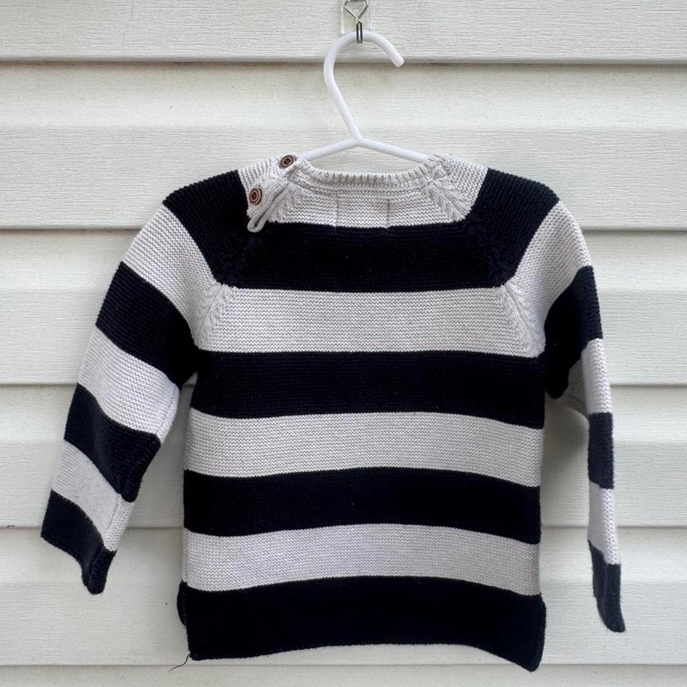 Zara Navy and white striped sweater